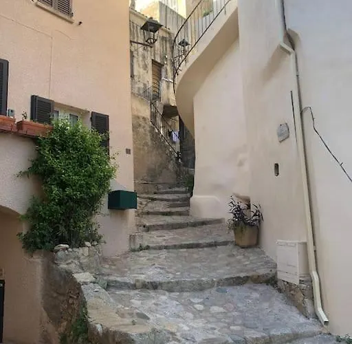 La Maison De B * Lumio (Corsica)