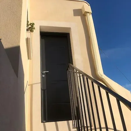 La Maison De B *