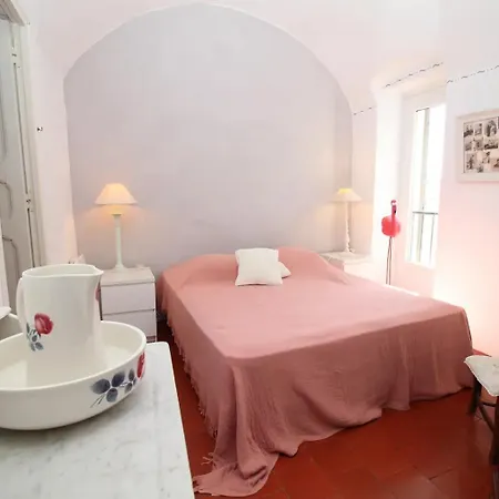 La Maison De B *
