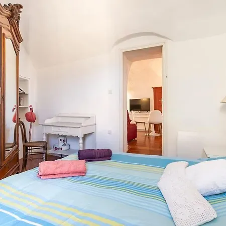 La Maison De B