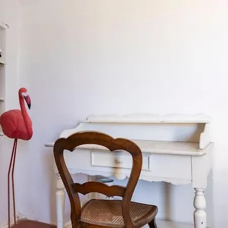 La Maison De B Лумио