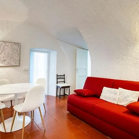 La Maison De B Apartment